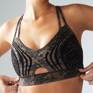 NWT SAVAGE X FENTY FX Low-Impact Sports Bra. Size XS